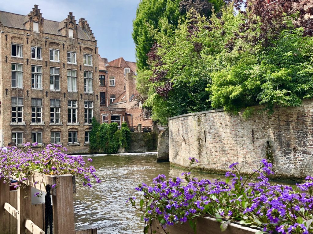 Bruges-Belgium-Canal-Boat-Tour-Starting-Point