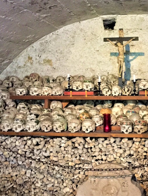 hallstatt-bone-chapel