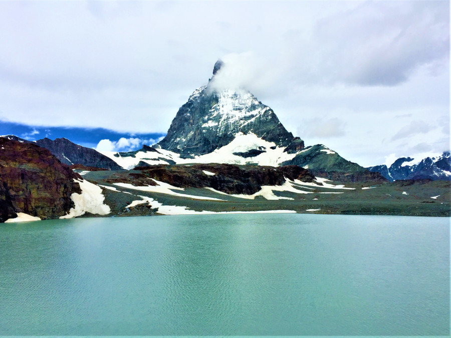 View-of-Matterhorn-From-Lake-Schwarzsee
