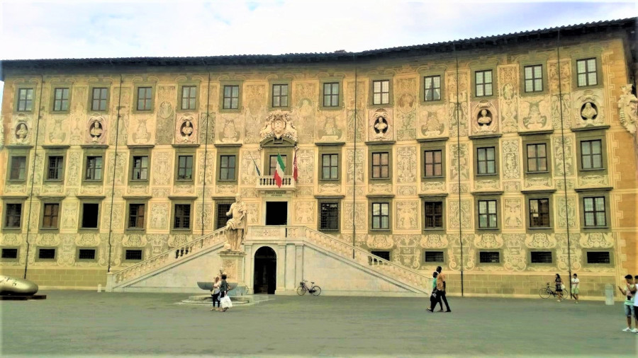 Stunning architecture of Palazzo della Carovana in Pisa