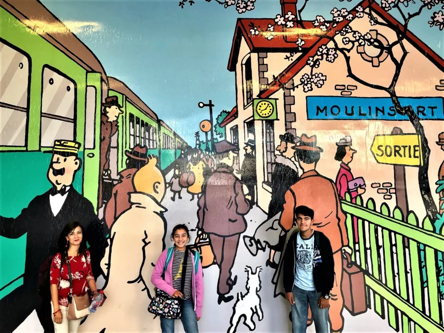 Tintin-mural-at-brussels-station